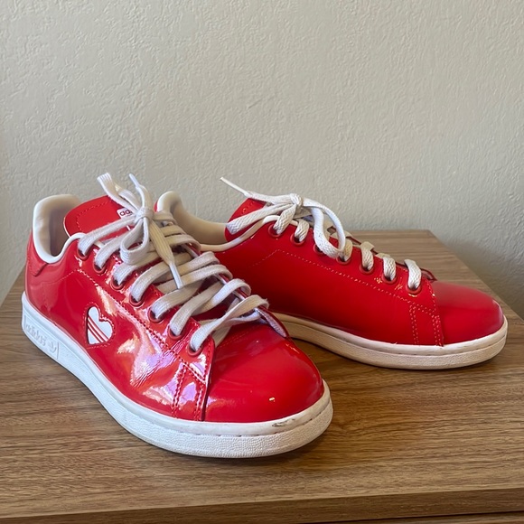 limited addition red Valentines Stan Smith adidas - Picture 2 of 4